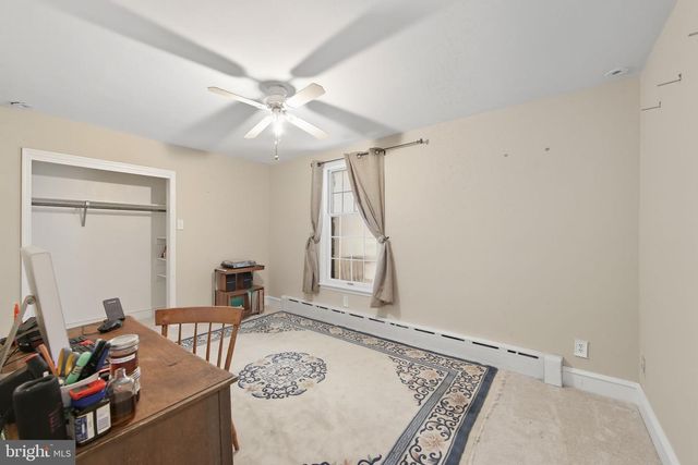 156 GROVE RD, Elverson, PA 19520