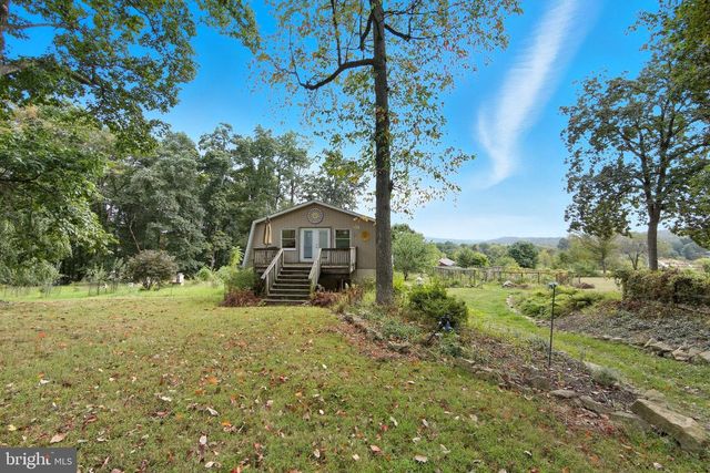 156 GROVE RD, Elverson, PA 19520