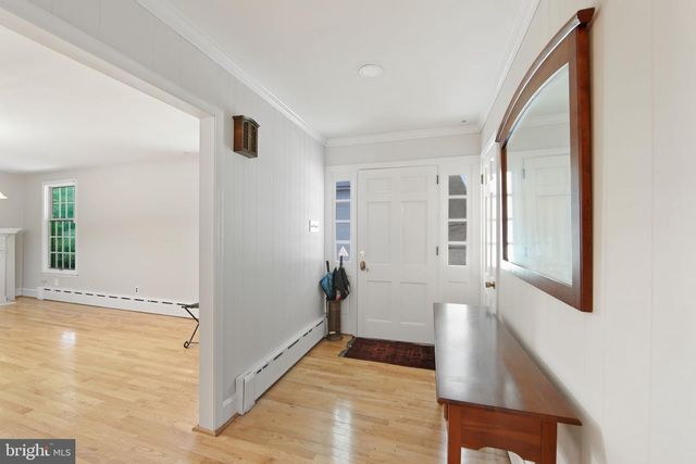 156 GROVE RD, Elverson, PA 19520