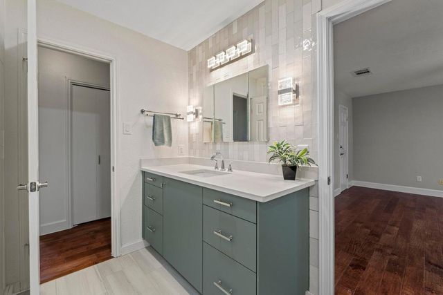 3700 Powderhorn DR, Round Rock, TX 78681