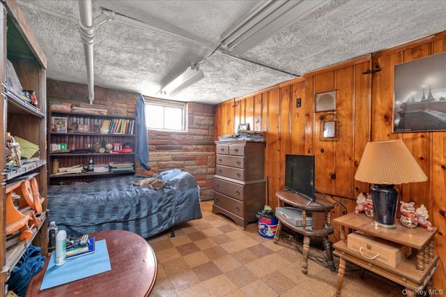 311 Hunnewell Avenue, Elmont, NY 11003