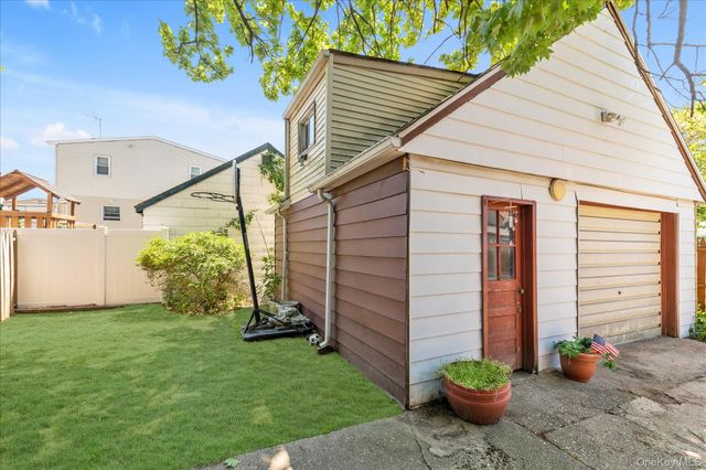 311 Hunnewell Avenue, Elmont, NY 11003