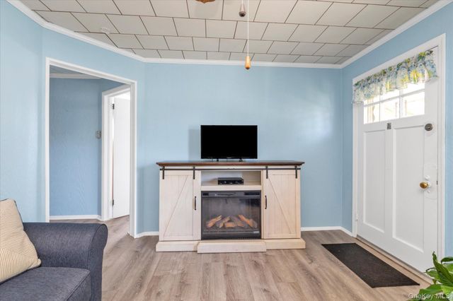 311 Hunnewell Avenue, Elmont, NY 11003