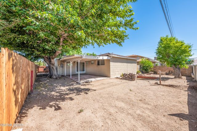 465 Lenwood Drive, Sparks, NV 89431