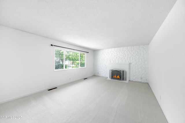 465 Lenwood Drive, Sparks, NV 89431