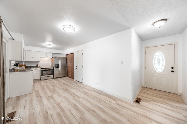 465 Lenwood Drive, Sparks, NV 89431