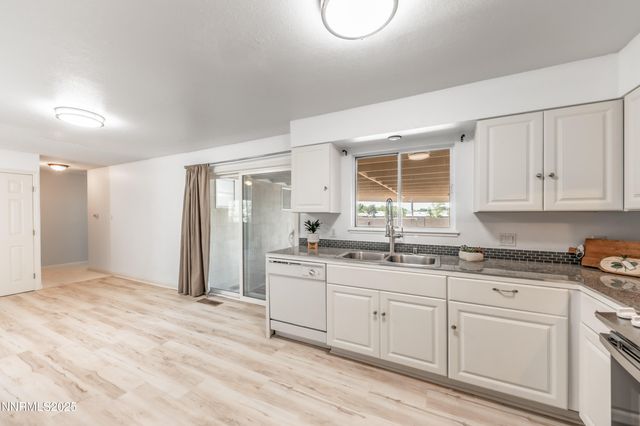 465 Lenwood Drive, Sparks, NV 89431