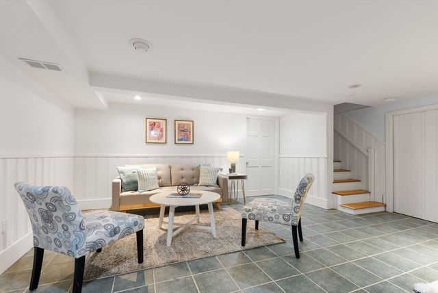 215 Cross St, Belmont, MA 02478