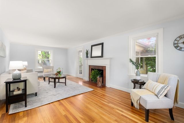 215 Cross St, Belmont, MA 02478