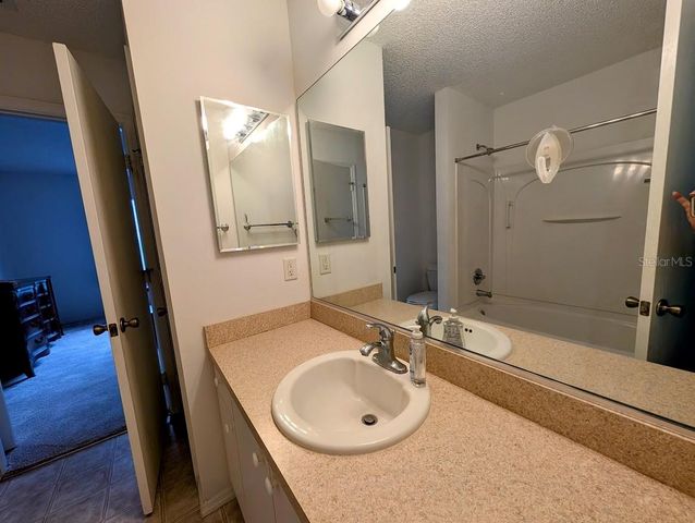 2598 HIALEAH AVENUE, The Villages, FL 32162