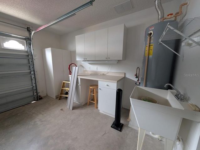 2598 HIALEAH AVENUE, The Villages, FL 32162