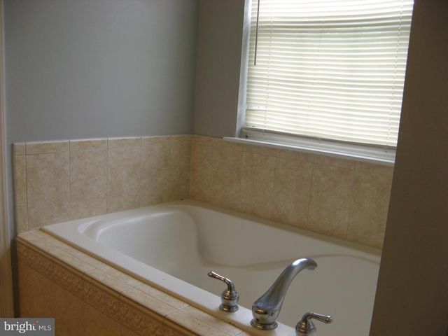 308 LONDON DOWNS CIR, Stephens City, VA 22655