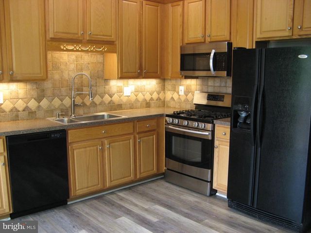 308 LONDON DOWNS CIR, Stephens City, VA 22655