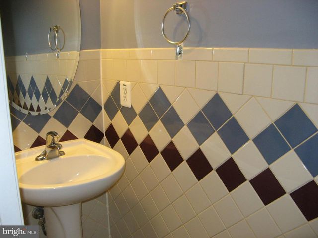 308 LONDON DOWNS CIR, Stephens City, VA 22655