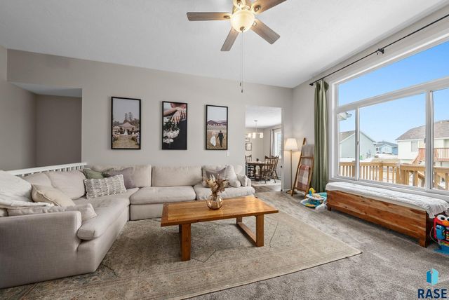 7016 53rd St W Street W, Sioux Falls, SD 57106