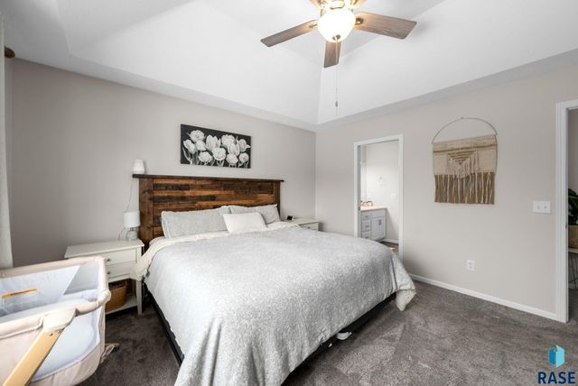 7016 53rd St W Street W, Sioux Falls, SD 57106