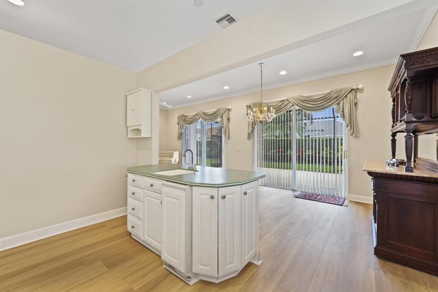 7978 SE Hempstead Circle, Hobe Sound, FL 33455