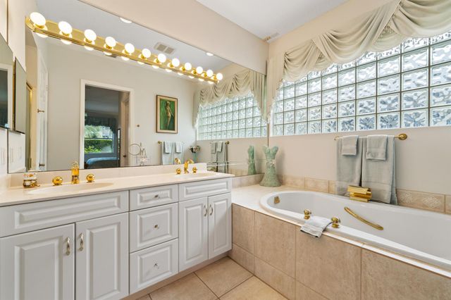 7978 SE Hempstead Circle, Hobe Sound, FL 33455