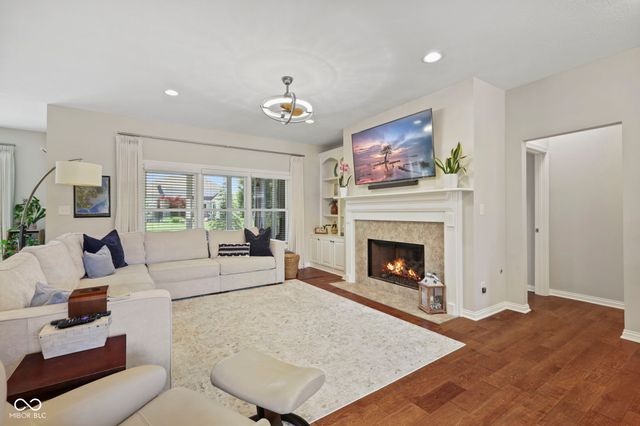4999 Sweetwater Drive, Noblesville, IN 46062