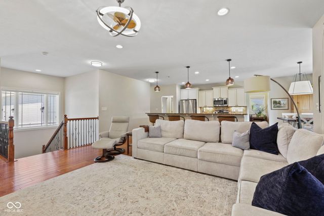 4999 Sweetwater Drive, Noblesville, IN 46062