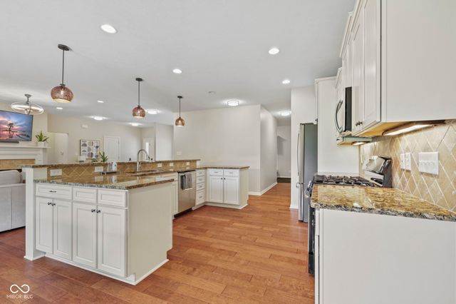 4999 Sweetwater Drive, Noblesville, IN 46062
