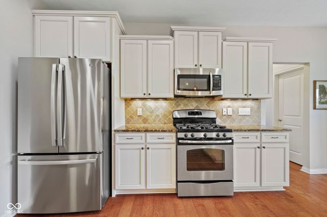 4999 Sweetwater Drive, Noblesville, IN 46062