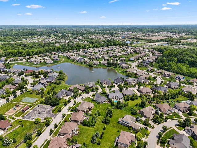 4999 Sweetwater Drive, Noblesville, IN 46062