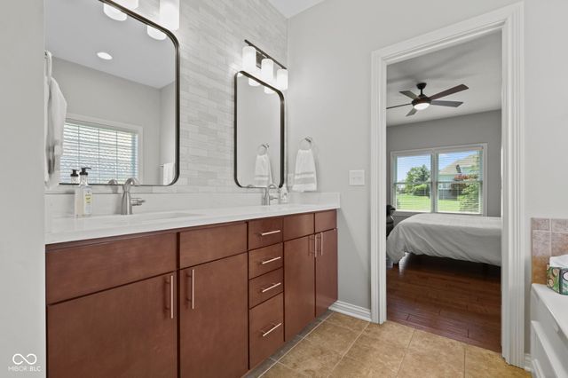 4999 Sweetwater Drive, Noblesville, IN 46062