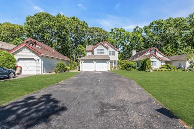 112 Dorado Court S, Middle Island, NY 11953