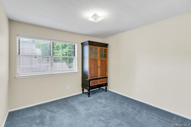 112 Dorado Court S, Middle Island, NY 11953