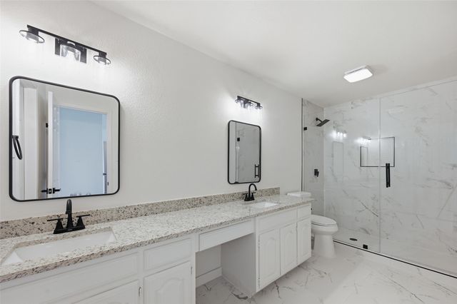 2810 Harvest Lake Drive, Irving, TX 75060