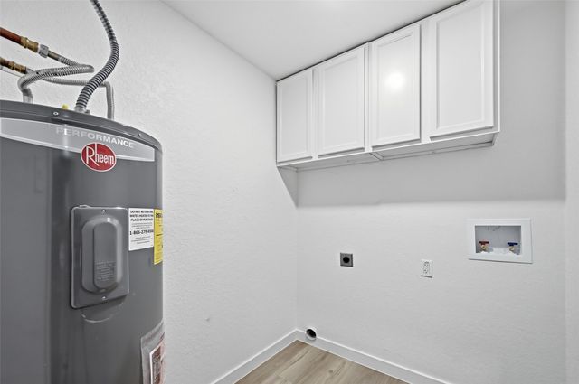 2810 Harvest Lake Drive, Irving, TX 75060