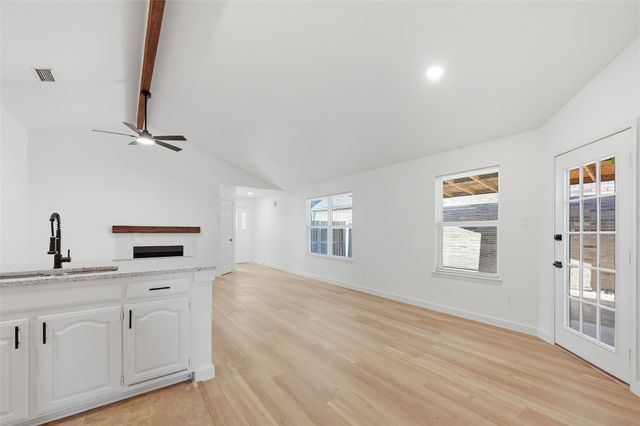 2810 Harvest Lake Drive, Irving, TX 75060