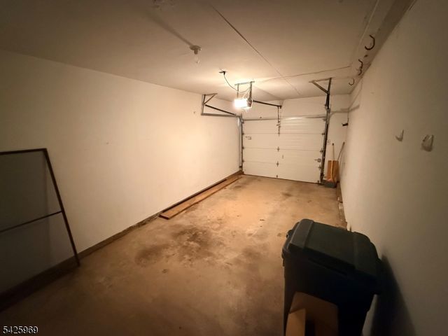 3 Macmillan Ct, Mahwah Twp., NJ 07430