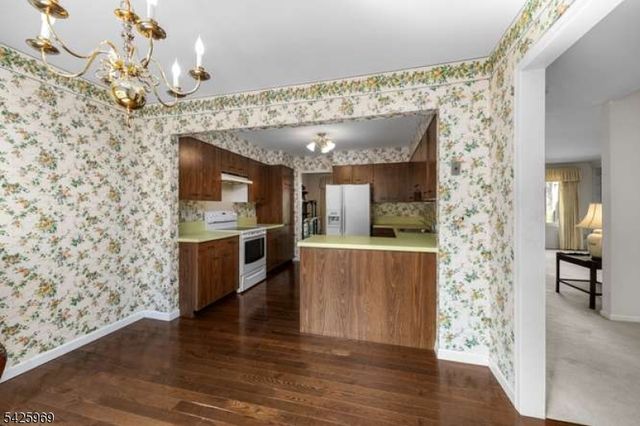 3 Macmillan Ct, Mahwah Twp., NJ 07430