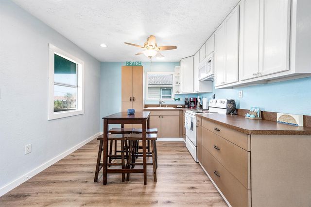 264 County Road 205, Sargent, TX 77414