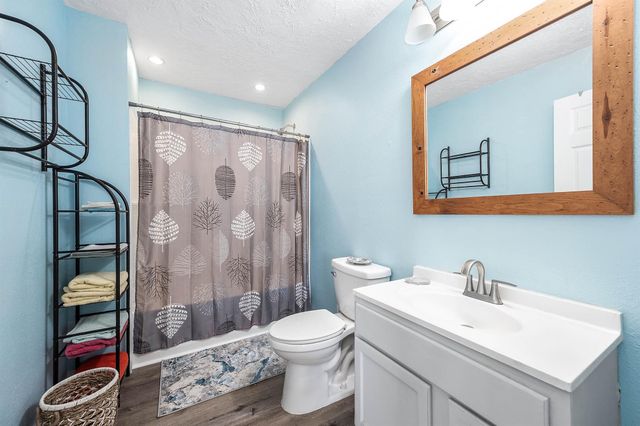 264 County Road 205, Sargent, TX 77414