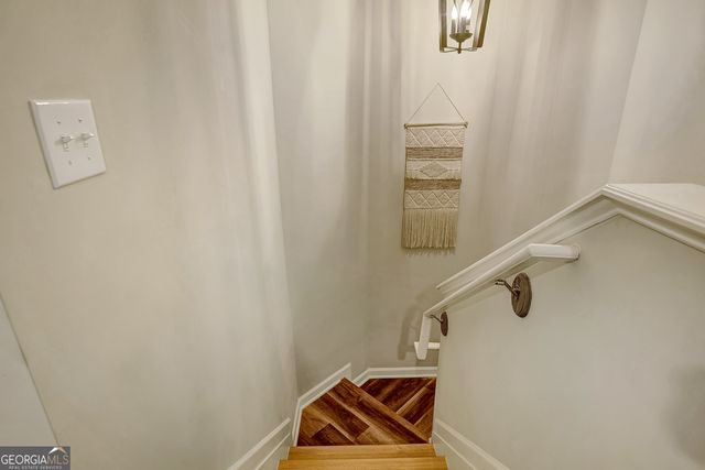 61 Pacific Avenue, Sharpsburg, GA 30277