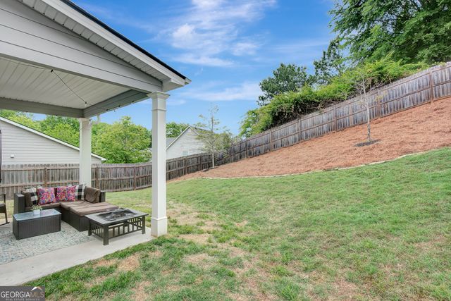 61 Pacific Avenue, Sharpsburg, GA 30277