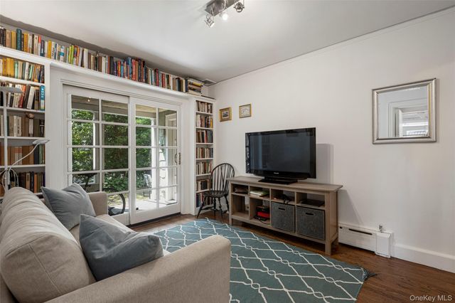 224 Mamaroneck Road, Scarsdale, NY 10583