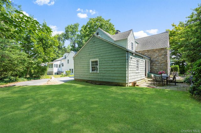 224 Mamaroneck Road, Scarsdale, NY 10583