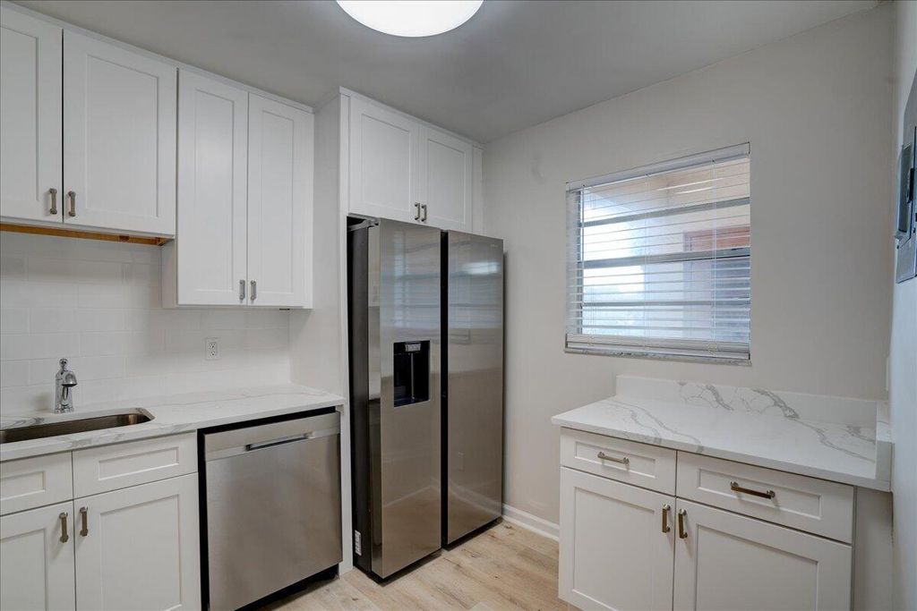 2901 Fiore Way 2040, Delray Beach, FL 33445