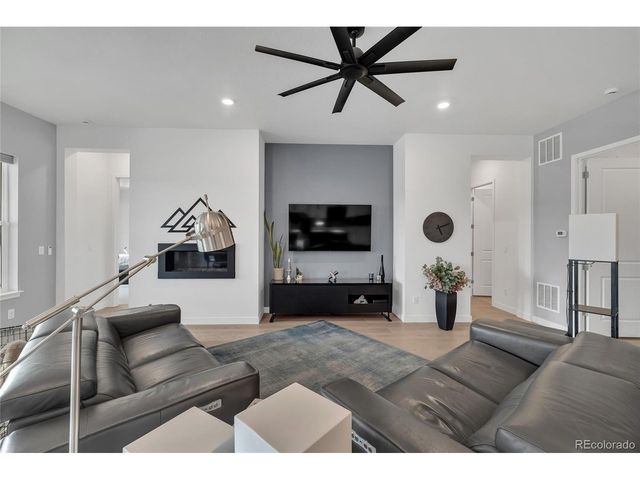 15833 Xanthia Way, Thornton, CO 80602