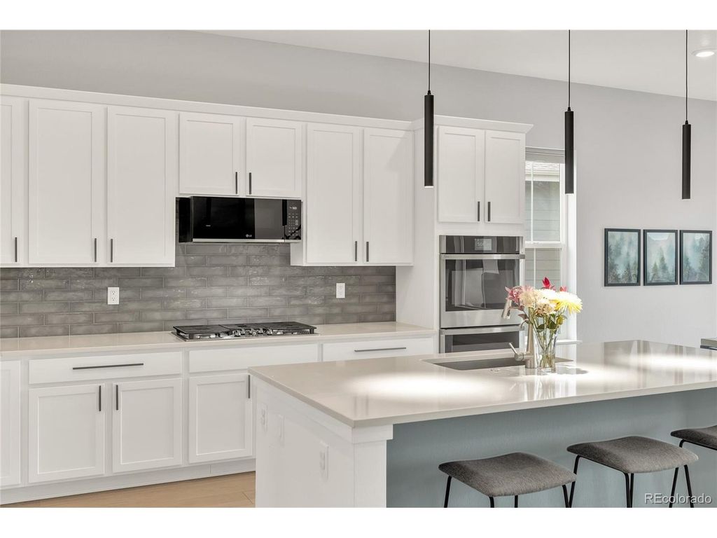 15833 Xanthia Way, Thornton, CO 80602