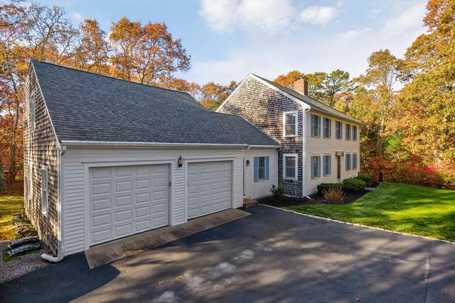 14 Village Drive, Sandwich, MA 02537