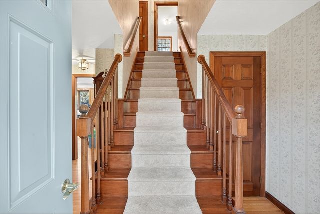 14 Village Drive, Sandwich, MA 02537