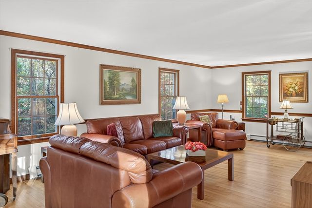 14 Village Drive, Sandwich, MA 02537