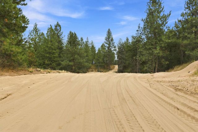 44xxx E North Park Ln, Deer Park, WA 99006