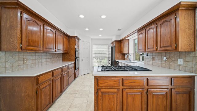 2701 Saint Andrews Place, League City, TX 77573