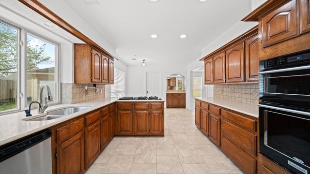 2701 Saint Andrews Place, League City, TX 77573